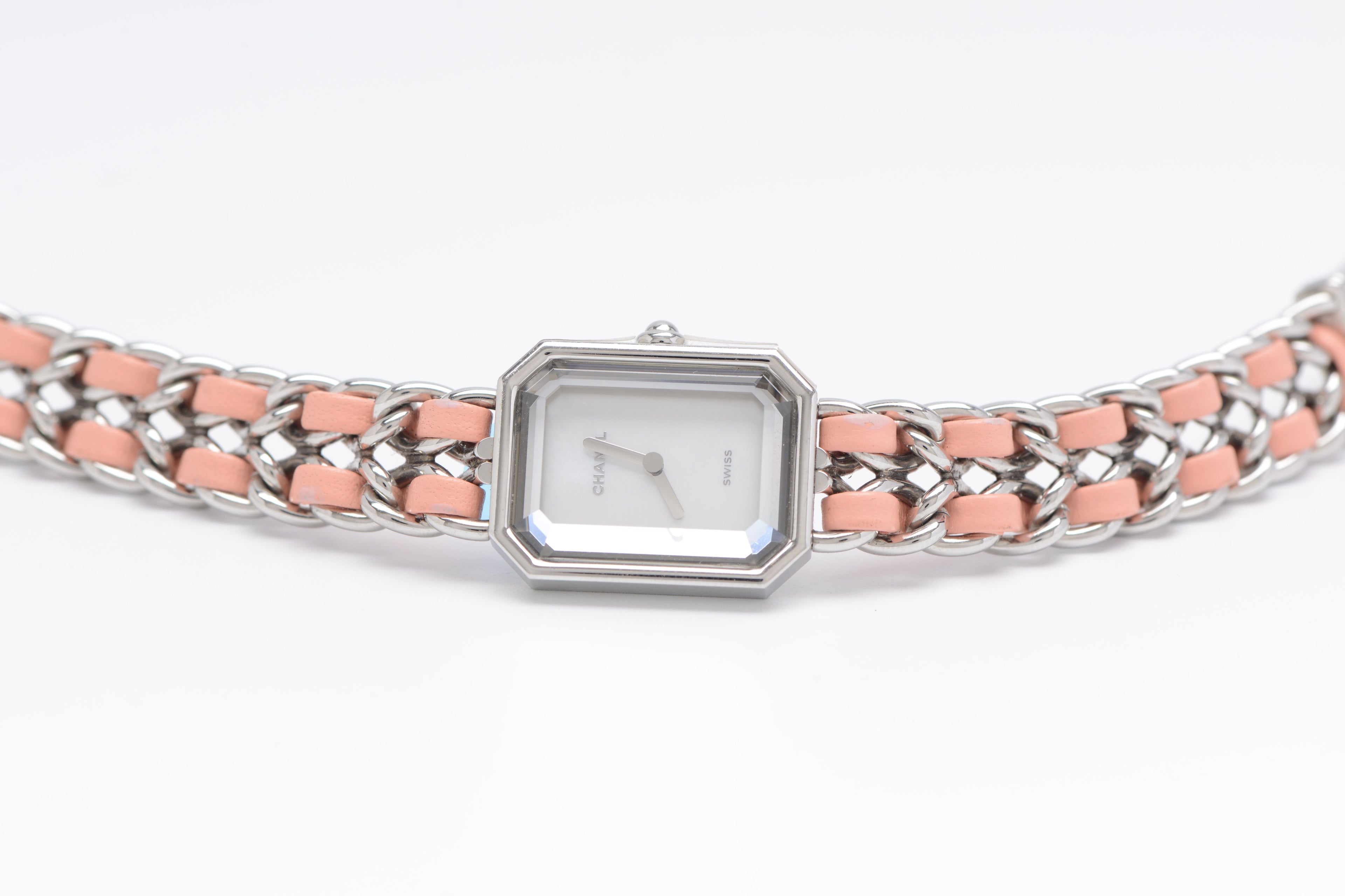 Chanel Première Iconic Chain watch Quartz watch 26.1 x 20 x 7 millimeters H6359